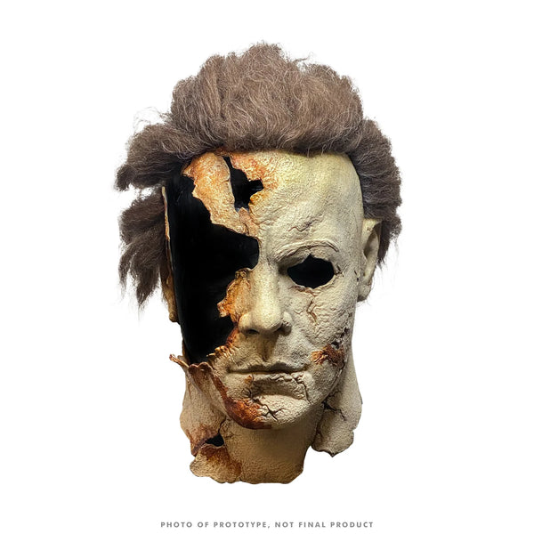 https://www.collectorsrow.net/cdn/shop/files/WTLG103-RZHalloween2-myers-mask-front_2048x_49de01f8-7204-4d34-9801-4a8720d6d5e1_600x.webp?v=1700629707