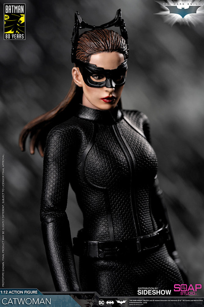 the dark knight rises hot toys catwoman