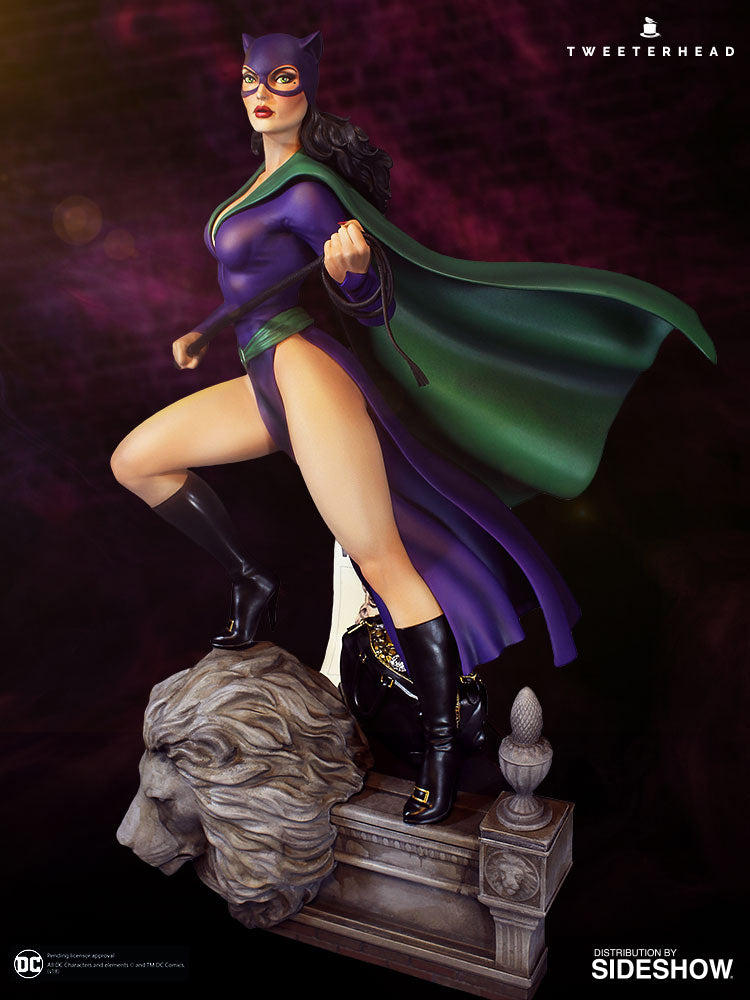 Catwoman Super Powers Maquette EXCLUSIVE Edition - Collectors Row Inc.